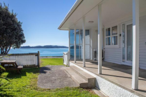 Rehutai Beach House - Paihia Holiday Home